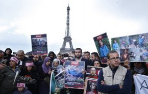 تظاهرات حمایت از مسلمانان میانمار در پاریس + عکس