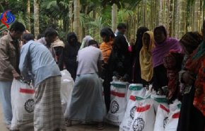 کمکهای ایران در میان مسلمانان میانمار توزیع شد