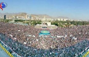 ویدیو: راهپیمایی بزرگ مردمی در صنعا به مناسبت سالگرد انقلاب 21 سپتامبر