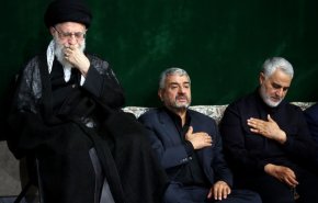 مراسم عزاداری شب عاشورای حسینی با حضور رهبر انقلاب برگزار شد + تصاویر
