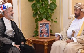 الوزير المسؤول عن شؤون الدفاع العماني يستقبل السفير الايراني