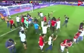 ویدیو؛ جهانی شدن فوتبال مصر و اشک و فریاد گزارشگر!