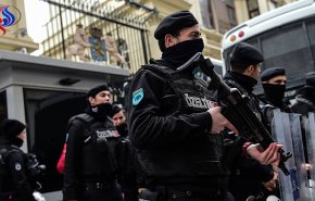 أنقرة: الدبلوماسي الأمريكي محتجز لحين الإفراج عن مواطنين أتراك