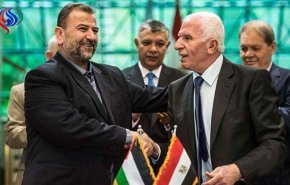 ماذا قال قياديو حماس وفتح بعد اتفاق انهى انقساماً دام 11 عاماً؟