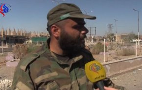 كاميرا العالم ترصد تأمين الجيش السوري وحلفائه الطريق الدولي بين دير الزور والميادين