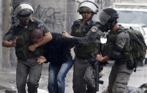 الاحتلال يعتقل 5 فلسطينيين بالضفة وإخطار بهدم منزل أسير بقباطية