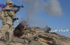 حمله نیروهای ارتش و کمیته ها به پایگاه های مزدوران در بخش الغیل در الجوف