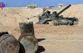 شاهد كيف نجت دبابة سورية من صاروخ أمريكي