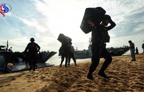 انتشار الجيش في بينانج بماليزيا بعد أن شردت الفيضانات الآلاف