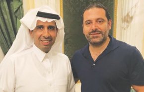 حریری در کنار سفیر جدید عربستان
