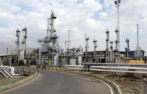 العراق يبحث مع ايران تصدير النفط الخام الى احد مصافيها