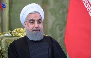 روحاني يبحث مع الرئيس اللبناني تطورات استقالة الحريري