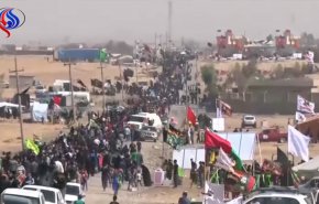 شاهد.. اقليات عراقية من الموصل تشارك في مسيرة الاربعين