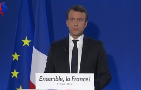 بشكل مفاجئ.. ماكرون في الجزائر الشهر القادم