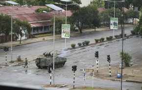 انگلیس از اتباع خود در زیمبابوه خواست که به خیابان ها نیایند