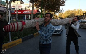 جمع آوری کمکهای مردمی برای زلزله زدگان - اصفهان + تصاویر
