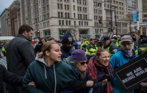 معترضان به تصمیم سنای آمریکا بازداشت شدند

