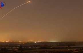 مصادر اسرائيلية: اطلاق خمسة صواريخ من سيناء باتجاه النقب

