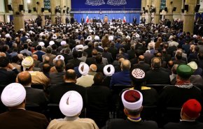 دیدار مسئولان نظام و میهمانان کنفرانس وحدت اسلامى‌ با رهبر انقلاب

