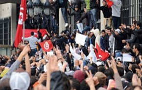 بسته شدن سفارت آمریکا در تونس به دلیل تظاهرات گسترده مردم