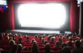 موجة استنكار وغضب عارم بين السعوديين بسبب السينما!
