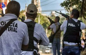 العثور على جثث 6 رجال معلقة على جسور بالمكسيك