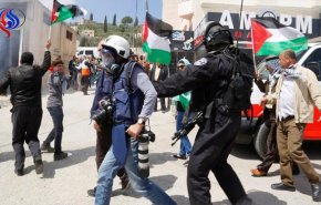 رژیم صهیونیستی به طور مستقیم خبرنگاران فلسطینی را هدف قرار می دهد