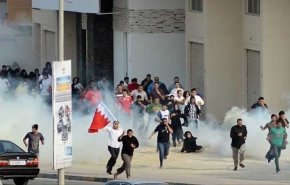 یورش نظامیان آل‌خلیفه به تظاهرات‌کنندگان بحرینی