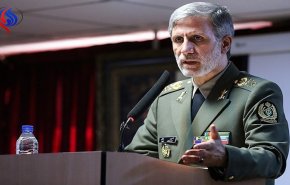 وزير الدفاع : الأعداء يسعون لإثارة الفوضى في إيران
