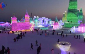 بالفيديو، بالألوان ونحت الجليد.. الصين تستقبل مهرجان 