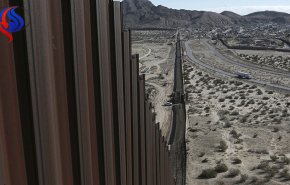 وزير مكسيكي ينفي تصريحات ترامب بشأن الجدار الحدودي