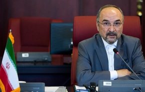 مساعد وزير الاقتصاد الإيراني يبحث في روما العلاقات الثنائية