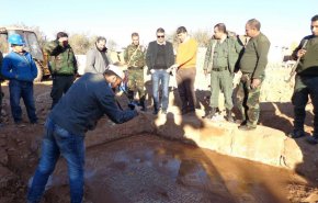 بالصور.. الجيش السوري يعثر على لوحات فسيفسائية بريف حماة 