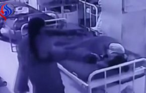 بالفيديو.. اختطاف رضيع من جانب والدته في المستشفى!