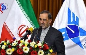 ولايتي: حمودي أعلن رغبته بافتتاح فروع جامعة إيرانية بجميع المدن العراقية