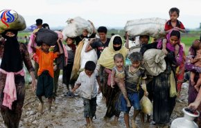 میانمار روستاهای روهینگیایی‌ها را با بولدوزر تخریب می‌کند

