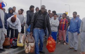 ليبيا.. ترحيل مجموعة جديدة من المهاجرين الأفارقة
