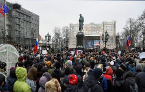 آلاف يتظاهرون ضد بوتين