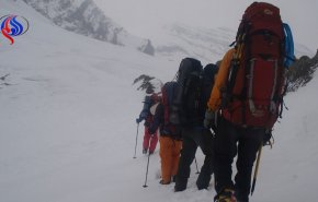 نجات ۸ کوهنورد گرفتار کولاک در ارتفاعات توچال