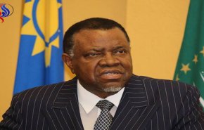 رئيس ناميبيا يمنع المسؤولين من السفر للخارج