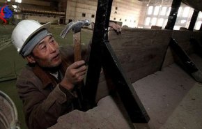 روسيا تبدأ ترحيل العمال الكوريين الشماليين