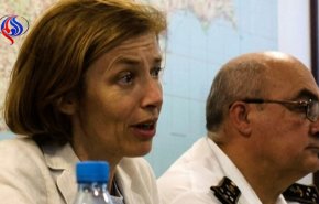 وزیر دفاع فرانسه: مدرکی مبنی بر استفاده دمشق از سلاح شیمیایی بدست نیامده است