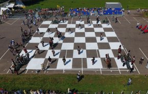تجميد حسابات الاتحاد الدولي للشطرنج في سويسرا بسبب سوريا!