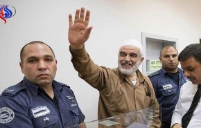  تمديد العزل الانفرادي للشيخ رائد صلاح في السجن الاسرائيلي