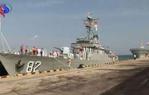 مجموعة بحرية إيرانية ترسو في ميناء كولومبو بسريلانكا