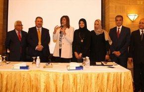 وزيرة مصرية تحث الجالية في جدة على المشاركة في صنع القرار