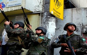 الجيش البرازيلي يتولى حفظ الامن في ريو دي جانيرو.. والسبب؟