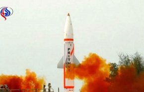 هند یک موشک با قابلیت حمل کلاهک هسته ای آزمایش کرد