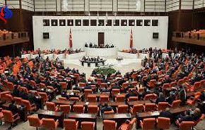 ترکیا تسقط تفويض نائبين من حزب مناصر لقضية الاكراد