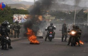 مقتل 7 أشخاص في اشتباكات على الحدود الفنزويلية الكولومبية